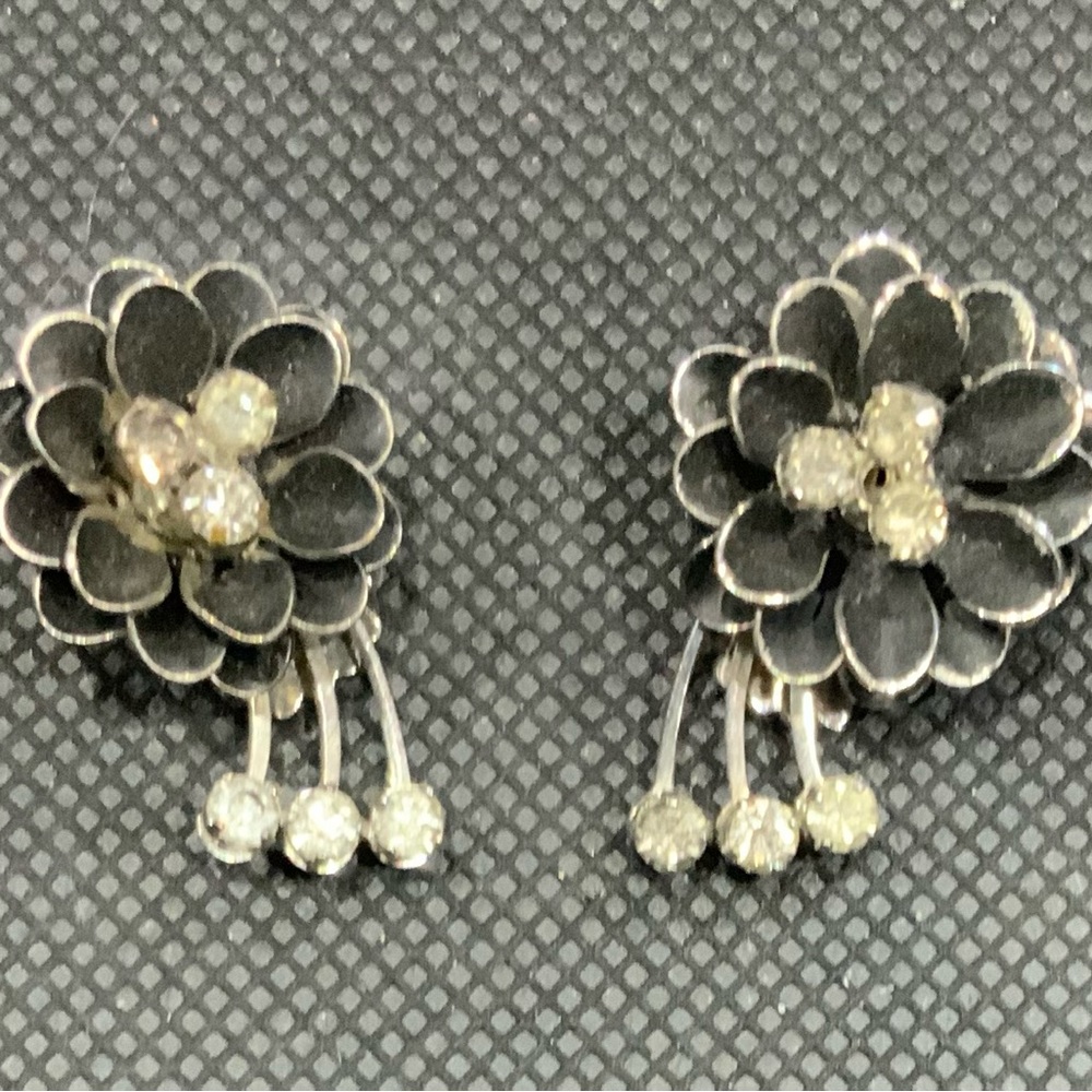 Antique silver and rhinestone earrings. Clip